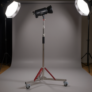 Trépied d'éclairage photographique Godox 10,5 pieds en alliage d'aluminium robuste avec roulettes pour utilisation en studio - Product Image 2
