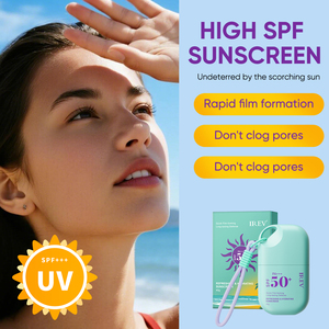 Crème solaire végane SPF50+ PA+++ légère, rafraîchissante et hydratante, format voyage 40g, style vert, marque privée OEM - Product Image 4