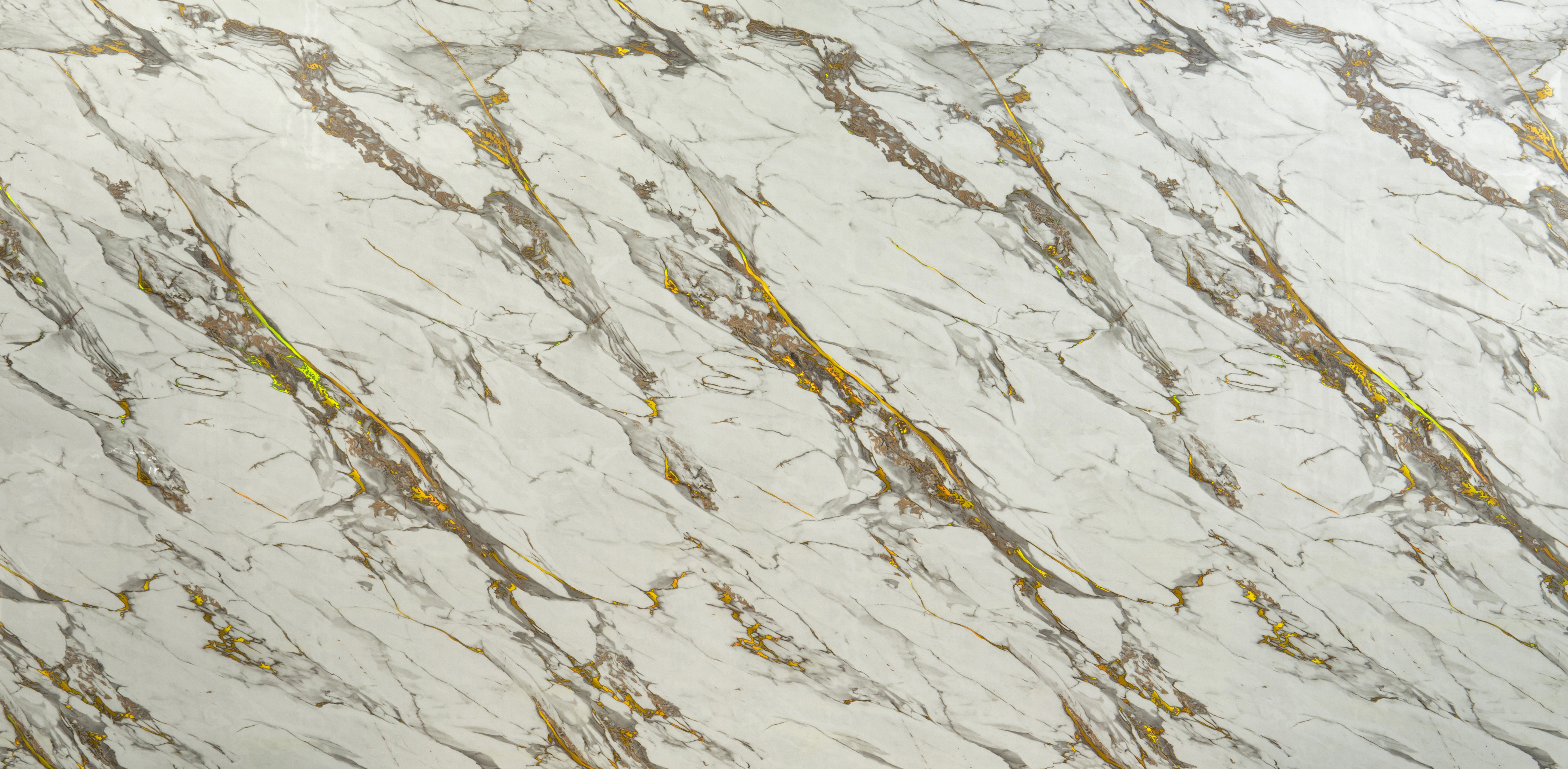 Calacatta Gold, veinage diagonal