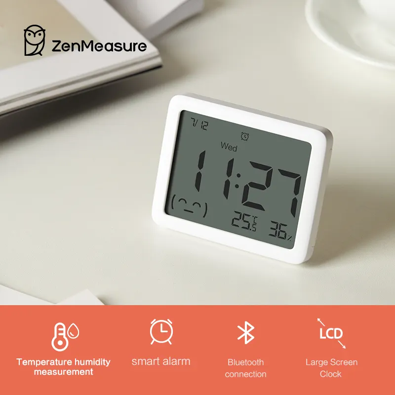 परिवेश तापमान और आर्द्रता और समय प्रदर्शन और अलार्म घड़ी फ़ंक्शन की निगरानी के लिए ज़ेनमाइज़र स्मार्ट क्लॉक एलसीडी