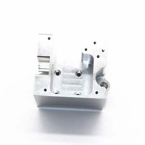 เครื่องซีเอ็นซีผลิตแผ่นโลหะสำหรับรถจักรยานยนต์ชิ้นส่วนยานยนต์ชุบอโนไดซ์สำหรับงานผลิตในจีน - Product Image 5