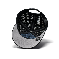 Hoge Kwaliteit Laser Gesneden Gat Sport Cap Custom 5 Panel Rubber Pvc Logo Honkbal Hoed Ademende Gorras