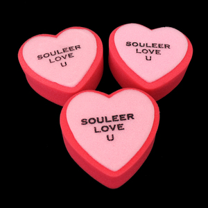 Wholesale Heart-Shaped Red Bath Sponge Exfoliating Brush Durable Portable Body Remover Factory Supply for <strong>Pet</strong> <strong>Cleaning</strong> <strong>Bathing</strong> - Product Image 4
