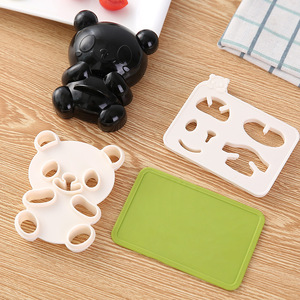 Molde para Rollos de Arroz y Verduras con Forma de Panda, Adorable Molde para Sándwiches, Galletas y Bizcochos - Product Image 2