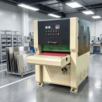 Machine de ponçage automatique à bande large pour métaux plats et tôles