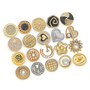 KUNSHUO-Ropa de mujer de fábrica de botones, abrigo dorado con perlas de metal, botones elegantes para mujer, ropa de mujer - Product Image 2