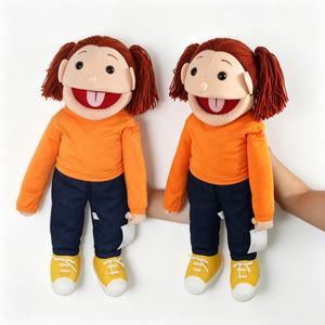 Marioneta de niña personalizada con coleta roja, marioneta con camisa naranja, marioneta con jeans de mezclilla, marioneta con zapatillas amarillas, marioneta de niña con atuendo informal - Product Image 4