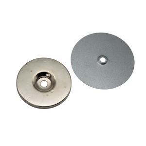 อุปกรณ์เสริมประตูหน้าต่างอะลูมิเนียมอัลลอยแบบกำหนดเอง ชิ้นส่วนฮาร์ดแวร์แบบปั๊มขึ้นรูป สกรูติดตั้ง ดีไซน์อุตสาหกรรม - Product Image 4