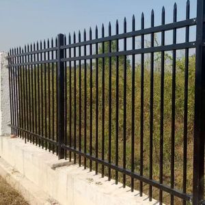 سياج حديقة معدني أسود مخصص بالجملة مقاس 6 × 8 أقدام، مقاوم للصدأ، من الفولاذ المجلفن والألومنيوم، صديق للبيئة ومقاوم للماء - Product Image 2