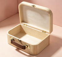 Boîte à bijoux en bois non fini, étui de rangement en bois poli pour boucles d'oreilles, colliers, décoration intérieure, cadeau