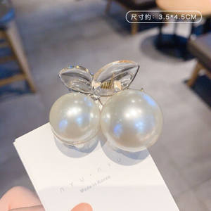 Grandi Perle Artigli Dei Capelli Della Clip Oversize Piccolo Tiktak Accessori Per Capelli per Le Donne Coreano Nero Bianco Barrette 2021 Nuovo - Product Image 1