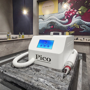 <span class=keywords><strong>Machine</strong></span> portable <span class=keywords><strong>à</strong></span> picoseconde multifonctionnelle pour l'élimination des tatouages, le rajeunissement cutané et le décoloration des sourcils - Product Image 2