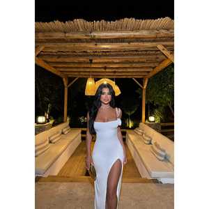 Vestido de Gala Blanco Sandra Rose con Flores Detalladas para Mujer, Estilo Fiesta de Noche, Cintura Imperio, Largo hasta la Rodilla, Tallas XS y XL - Product Image 2