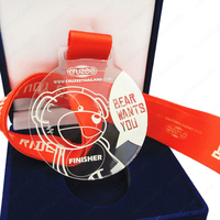 Fabrication de souvenirs de sport personnalisés Médaille en cristal acrylique imprimé UV plexi en verre vierge sublimé