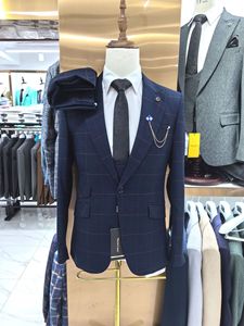 Ensemble <span class=keywords><strong>costume</strong></span> 3 pièces coupe ajustée <span class=keywords><strong>bleu</strong></span> de luxe pour hommes <span class=keywords><strong>veste</strong></span> à revers cranté à un bouton avec gilet à carreaux pantalon à fermeture éclair pour mariage grande taille - Product Image 5