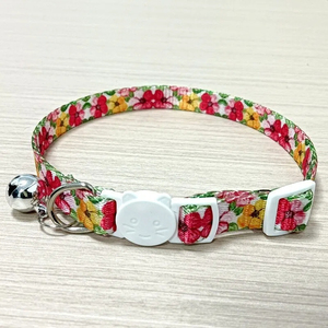 Collier de sécurité détachable en polyester à motif floral pour chat et petit <span class=keywords><strong>chien</strong></span>, avec boucle réglable et clochette, imprimé fleurs fraîches - Product Image 4