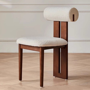 Juego de 4 Sillas de Comedor Modernas de Madera Maciza al por Mayor con Diseño Francés/Nórdico para Comedores de Hotel - Product Image 1