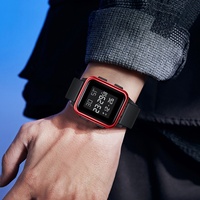 Montre sport numérique LED étanche noire à double fuseau horaire pour homme de la marque SHUAIKE avec fonction alarme