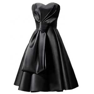 Nouvelle robe mini en satin sans bretelles de style Hepburn, robe noire élégante, silhouette trapèze, robe de soirée, <span class=keywords><strong>tenue</strong></span> de sœur, 2025 - Product Image 1