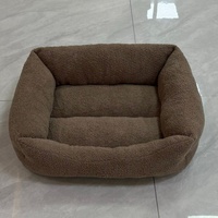 Lit pour chien Etrip Pet Warm Luxury Calming Cute Teddy Fleece Brown avec fond antidérapant
