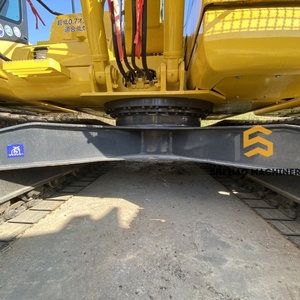 Excavatrice hydraulique sur chenilles d'occasion Komatsu PC130 de 13 tonnes, d'origine japonaise, 90% neuve, à vendre - Product Image 3
