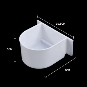 Vente en gros d'accessoires pour cage à oiseaux en plastique bol de nourriture et mangeoire à oiseaux suspendus pour perroquets et pigeons de compagnie - Product Image 2