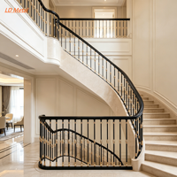 Rampe d'escalier moderne en alliage aluminium-magnésium argenté-doré, balustres et meneaux en fer forgé pour villa