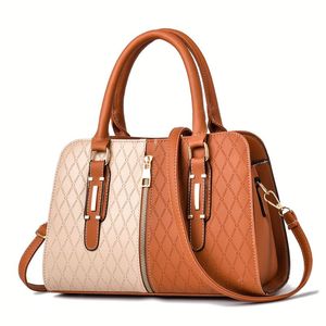 Custom Luxury Designer Genuine Leather Women'S Shoulder Crossbody <b>Bag</b> Ladies Fashionable Handbag Wholesale Oem/Odm Service - Product Image 2