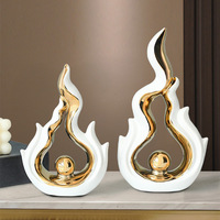 Ornamen Keramik Mewah Modern Nordik untuk Dekorasi Ruangan Ornamen Berbentuk Api Kabinet Anggur Hadiah Unik Dekorasi Rumah Kreatif