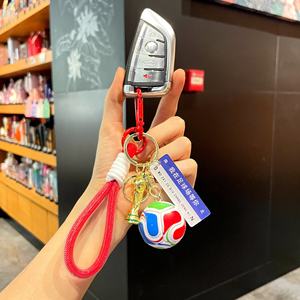 Souvenir de fan de tournoi de football international - Porte-clés créatif en ABS 3D en forme de ballon et de trophée de victoire - Cadeau promotionnel haut de gamme pour les fans de sport - Product Image 4