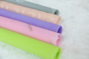 Giấy Gói Quà Tặng Giấy Lụa Màu Hồng Logo Vàng Nhà Sản Xuất Trung Quốc Giá Rẻ - Product Image 4