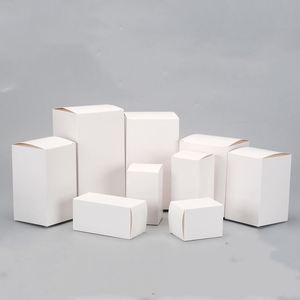 Caja de Cartón Blanca Cosmética Reutilizable de Alta Gama, Resistente, Personalizable, con Revestimiento Suave al Tacto, Elegante, Brillante y Mate para el Cuidado de la Piel - Product Image 3