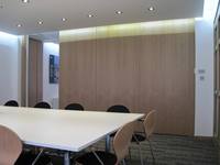 Movable Solid Wooden Soundproof Laminated Door Foldable Sliding Wall Partition for Office/Hotel