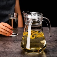 OEM 1.3 Pologne Pérou Vente chaude Pichet en verre écologique avec poignée Grand pichet transparent frais