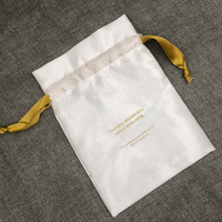 Sac à cordon en satin blanc or avec logo personnalisé, pochette en soie de luxe pour le rangement de bijoux et cadeaux