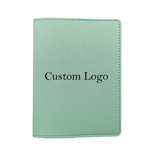 Vente en gros de couverture de <span class=keywords><strong>passeport</strong></span> en cuir PU avec logo personnalisé portefeuille de <span class=keywords><strong>voyage</strong></span> best seller avec fente pour carte porte-<span class=keywords><strong>passeport</strong></span> - Product Image 6