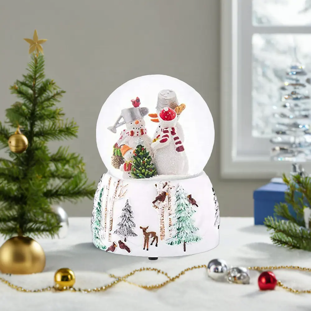 High-End Custom Premium-Effekt Harz Glas Schneekugel Großhandel Weihnachten Home Decoration mit Schnee blasen und innere Figur