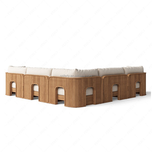 Ensemble de canapés modulaires d'extérieur FERLY avec structure en bois cannelé, dossier arqué, <span class=keywords><strong>table</strong></span> basse blanc crème, taille et finition personnalisables - Product Image 3
