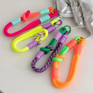 19*15cm PU Silvery Cosmetic <b>Bag</b> Custom Label Puffy Toiletry <b>Bag</b> Lightweight Travel <b>Quilt</b> <b>Makeup</b> <b>Bag</b> With Handle - Product Image 5