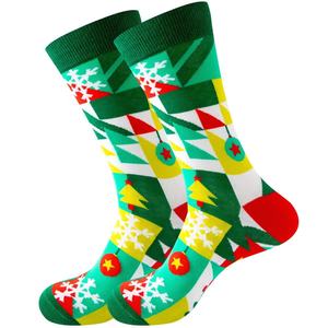 Calcetines de equipo con patrón de árbol de Navidad para hombre, calcetines informales transpirables con logotipo en la parte inferior y el puño, regalo de otoño para él - Product Image 3