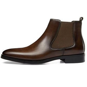Botas Chelsea Clásicas de Cuero Marrón para Hombre - Product Image 1