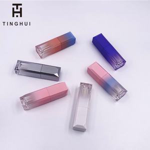 Envase Vacío para Lápiz Labial en Forma Cuadrada, Precio de Fábrica, Tubo de Brillo Labial en Degradado Blanco y Rosa - Product Image 5