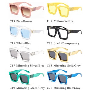 Gafas de Sol Personalizadas con Logotipo de Gato Gangster, Protección UV400, Modelo Millionaire, Negras Cuadradas, Blancas Carey, para Hombre y Mujer - Product Image 5