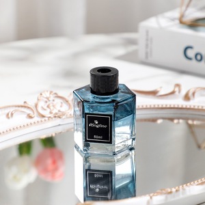 Difusor <span class=keywords><strong>de</strong></span> Aromaterapia sin Llama <span class=keywords><strong>de</strong></span> 50 ml, Botella Hexagonal con Degradado <span class=keywords><strong>de</strong></span> Color, con Varillas Difusoras, Ambientador para Auto, Venta al Por Mayor - Product Image 4