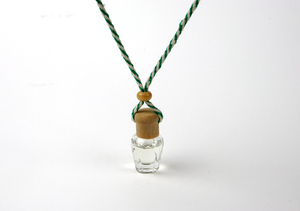 <strong>Skull</strong> Shape <strong>Bottle</strong> Hanging Car Perfume Diffuser - Product Image 3