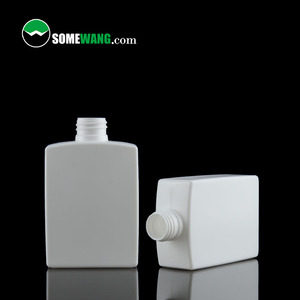 Botella vacia rellenable cuadrada de pe plastico 90 300ml  para champoo líquido locion gel de ducha con tapa flip'top - Product Image 1