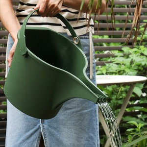 <span class=keywords><strong>Arrosoir</strong></span> de jardinage extérieur 8L avec bec long ergonomique et échelle graduée pour l'intérieur - Product Image 1