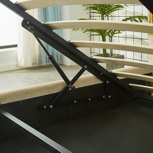 <span class=keywords><strong>Letto</strong></span> <span class=keywords><strong>Matrimoniale</strong></span> con Contenitore in Velluto Trapuntato Beige Crema di Lusso Europeo con Testiera Alta e Bordo Dorato - Product Image 6