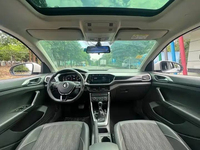 Voitures d'occasion 2024 T-CROSS 1.5L Automatique SUV Faible Kilométrage Excellent État Grande Quantité de Véhicules en Stock Prêts à être Expédiés