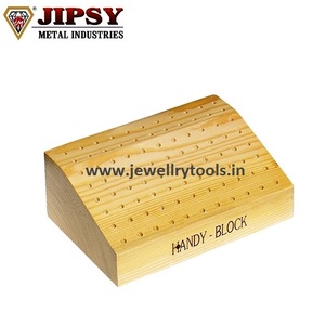 Bloc industriel pratique avec base en bois dur et pince métallique pour fraises, limes à aiguilles et outils rotatifs - Product Image 2